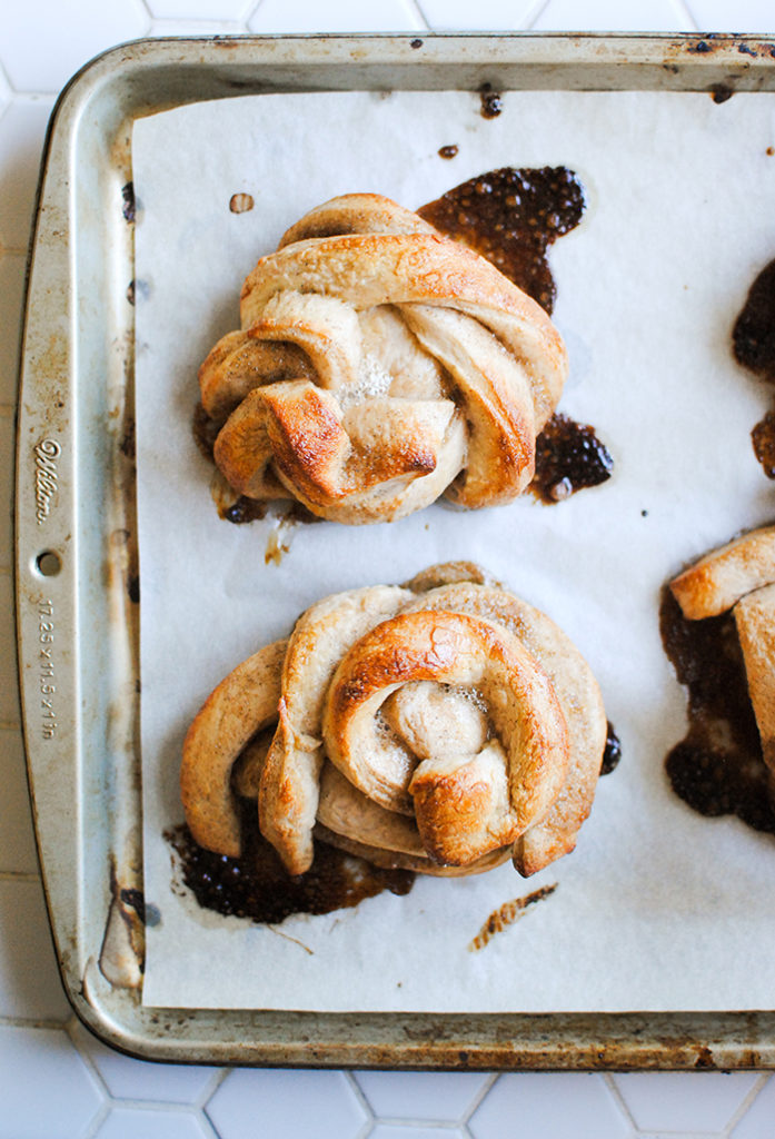 kanelbullar swedish cinnamon rolls