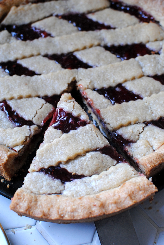 Peanut Butter and Jelly Linzer Torte | LetsEatCake.com