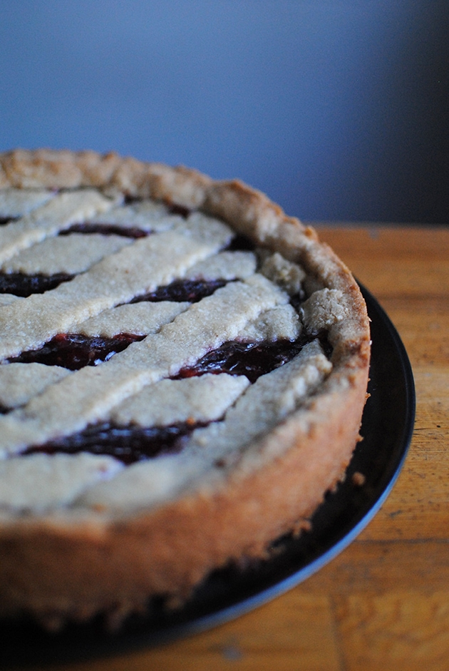 Peanut Butter and Jelly Linzer Torte | LetsEatCake.com