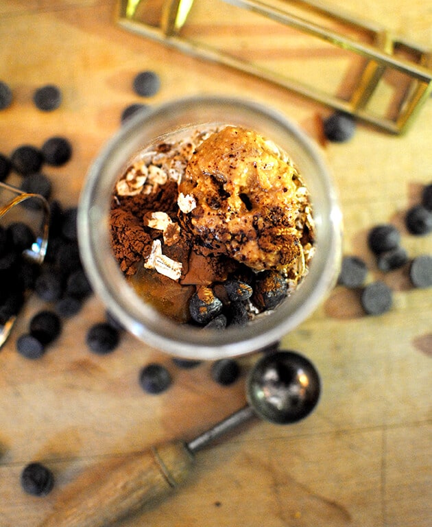 Chocolate Peanut Butter Overnight Oats - Sustainable Cooks