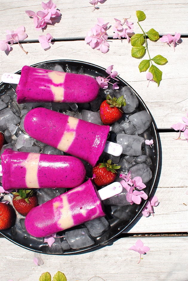 Strawberry Dragon Fruit Popsicles | LetsEatCake.com