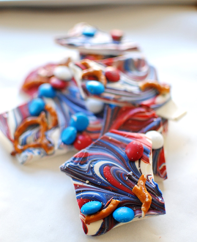 Red White Blue Candy Bark | LetsEatCake.com