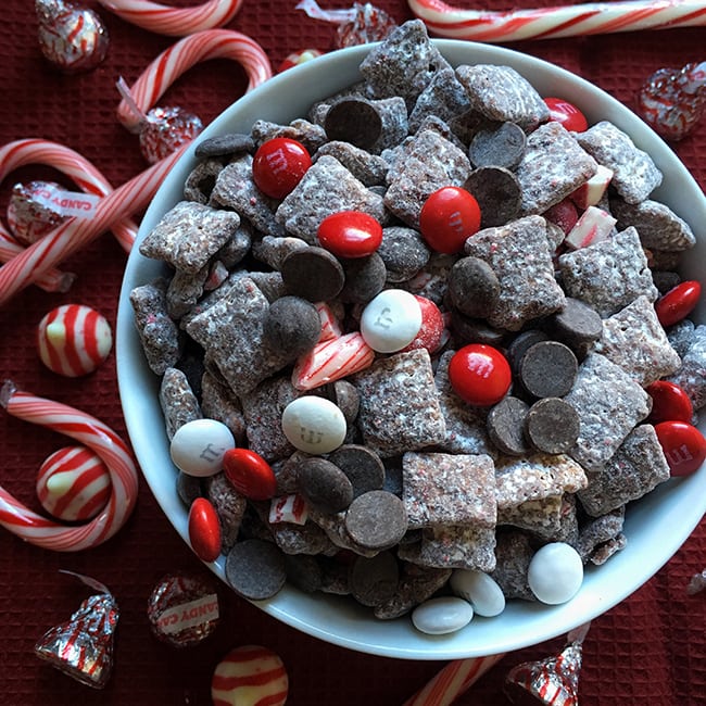 Peppermint Bark Puppy Chow