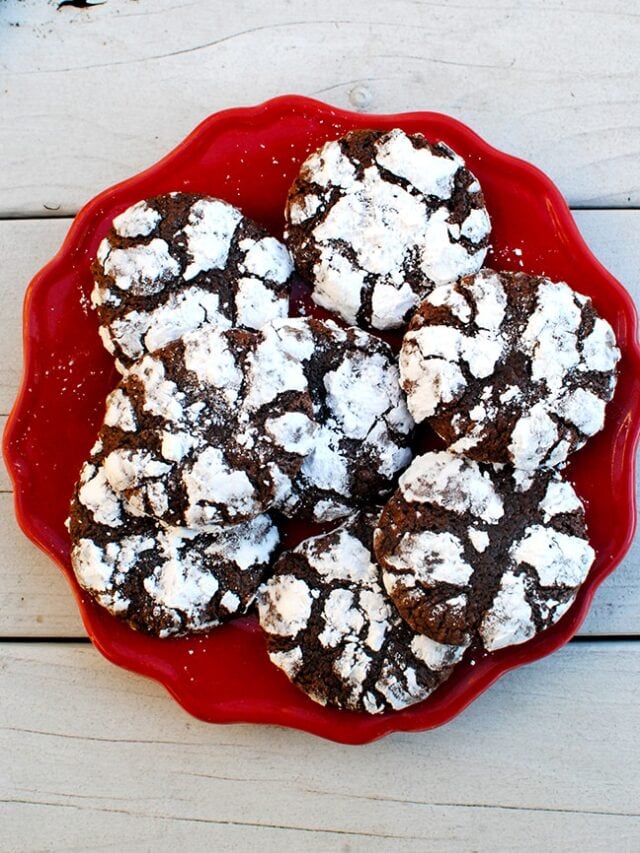 Chocolate Crinkle Cookies