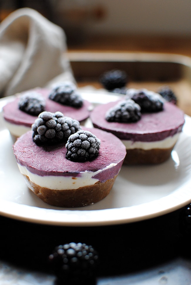 Raw Cheeescakes Made with Blackberries
