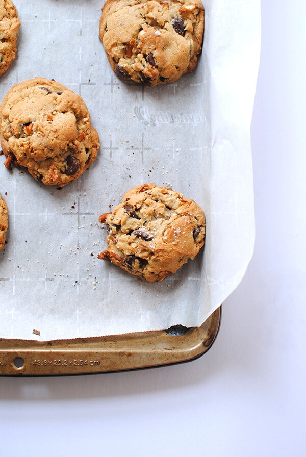 Peanut Butter Pretzel Cookies