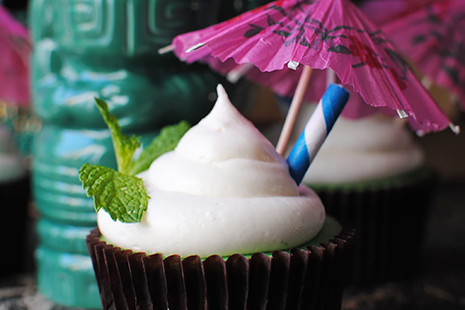 Zombie Cupcake Recipe + Zombie Cocktail Recipe! | Let&amp;#39;s Eat Cake