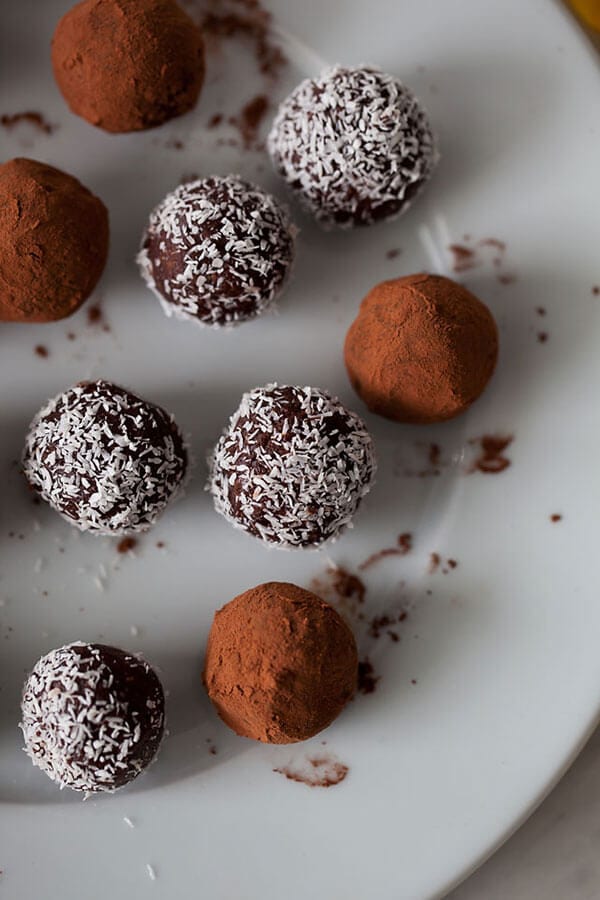 Chocolate Almond Balls