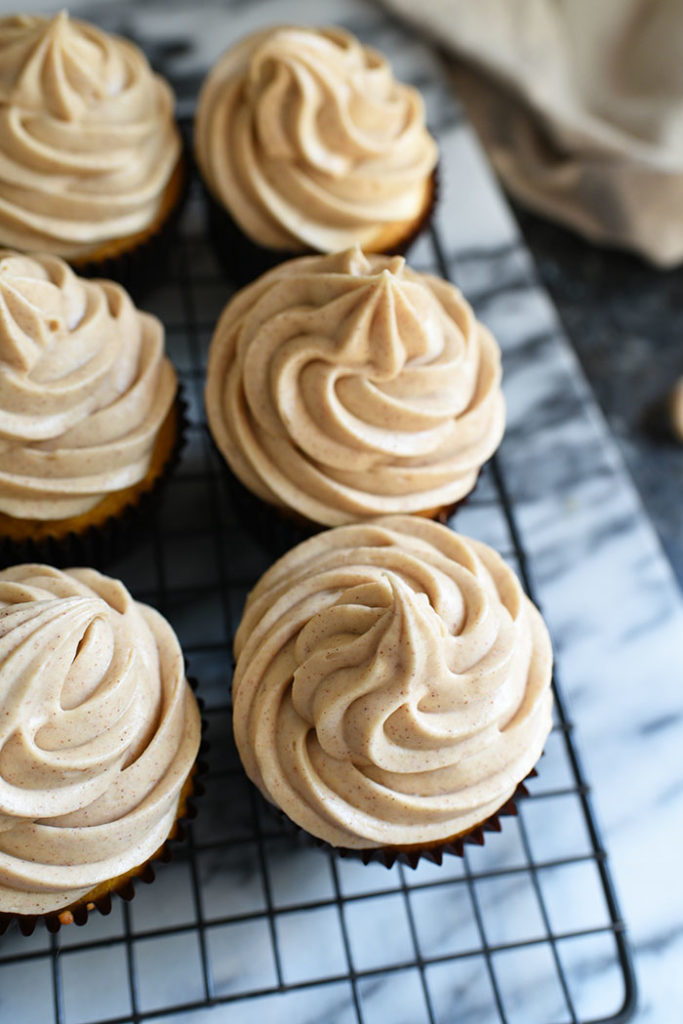 Pumpkin Spice Cupcakes with Cinnamon Cream Cheese Frosting