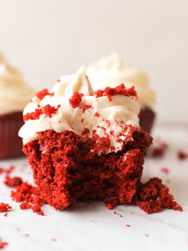 Red Velvet Cupcakes With Cream Cheese Frosting