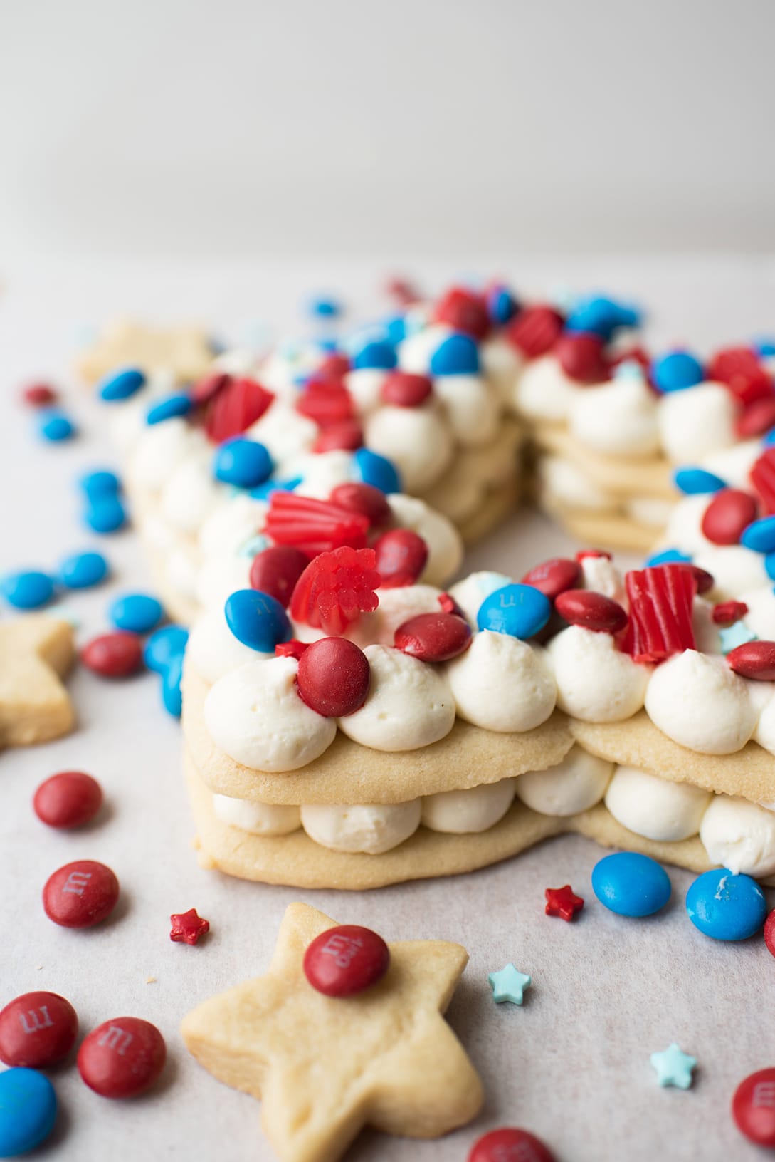 Star Shaped Cream Tart Cake