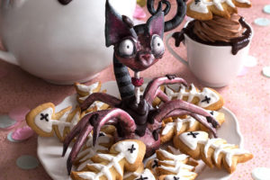 La Chateleine Creepy Halloween Cakes and Desserts