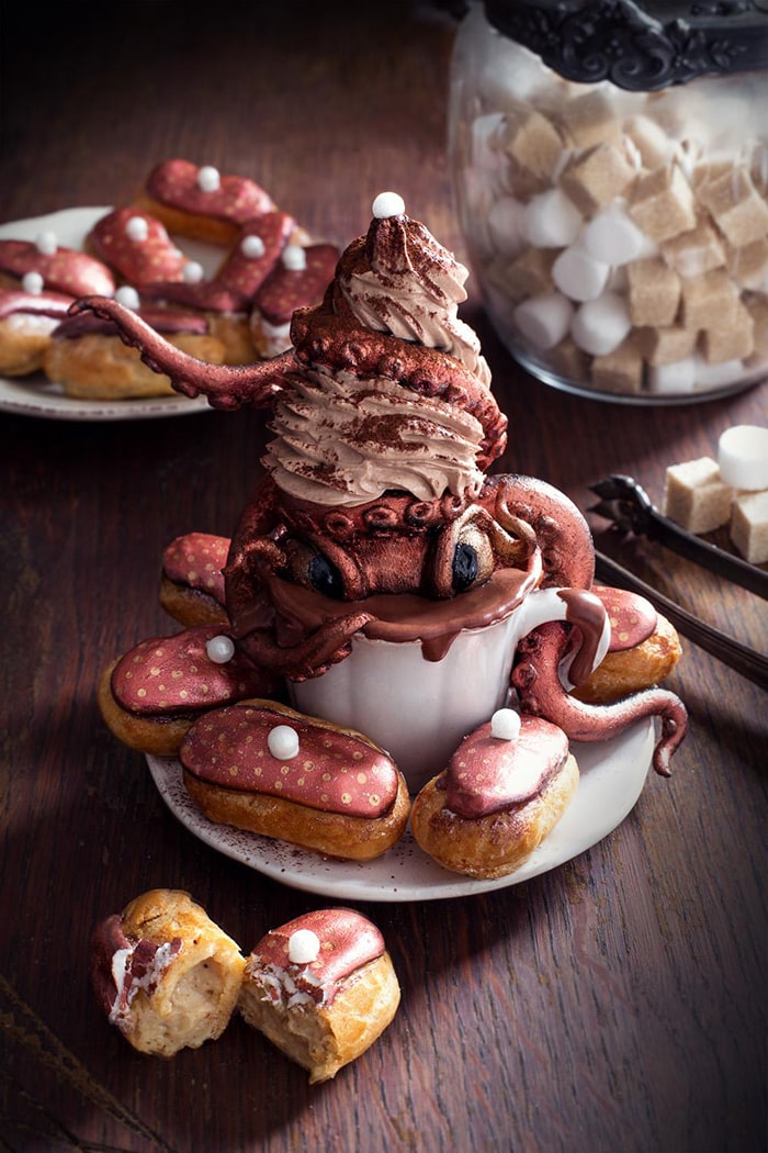 La Chateleine Creepy Halloween Cakes and Desserts - Octopus Teacake