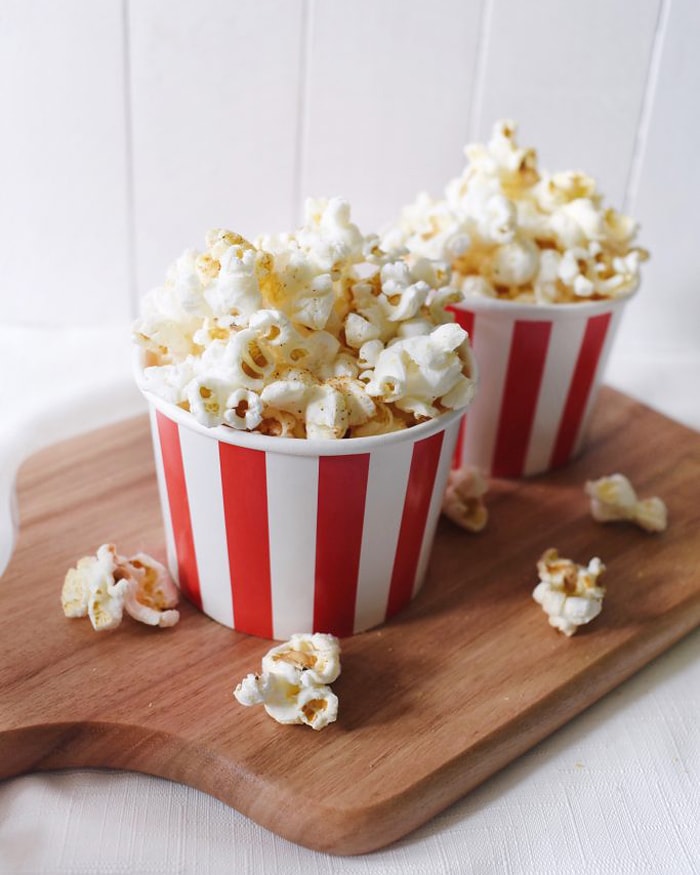 low carb movie snacks - popcorn