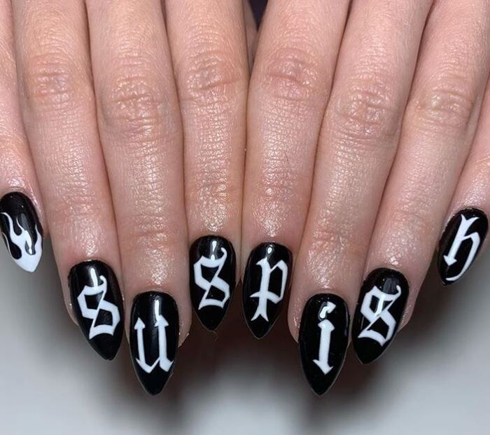 Black Halloween Nails - Suspish