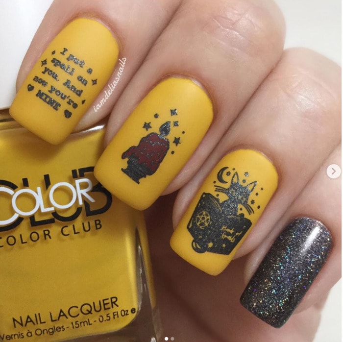 Hocus Pocus Nail Art - Golden