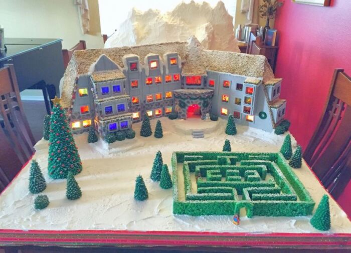 Funny Gingerbread House Ideas - The Shining