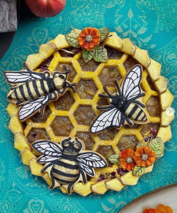 Unique Pies - Bee and honeycomb