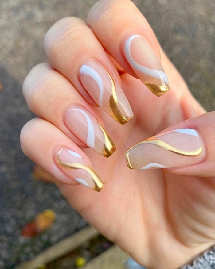 New Year's Nail Designs - Gold Waves