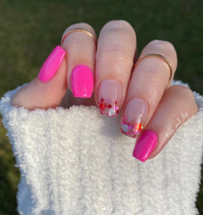 Valentines nails - pink glitter hearts