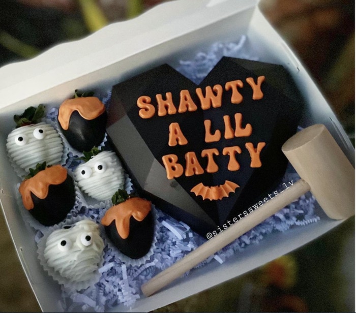 Breakable Chocolate Hearts - Shawty a Lil Batty ghosts bats