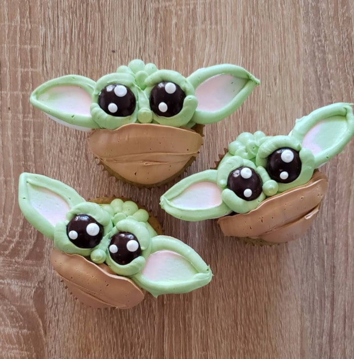 Baby Yoda Cupcakes - buttercream Mandalorian desserts