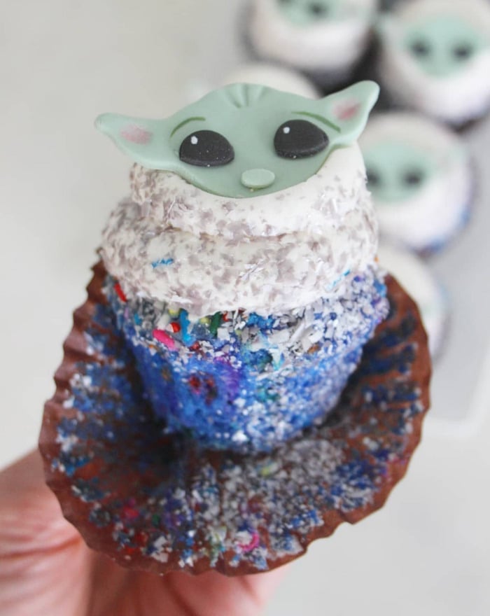 Baby Yoda Cupcakes - galaxy confetti yoda cupcakes