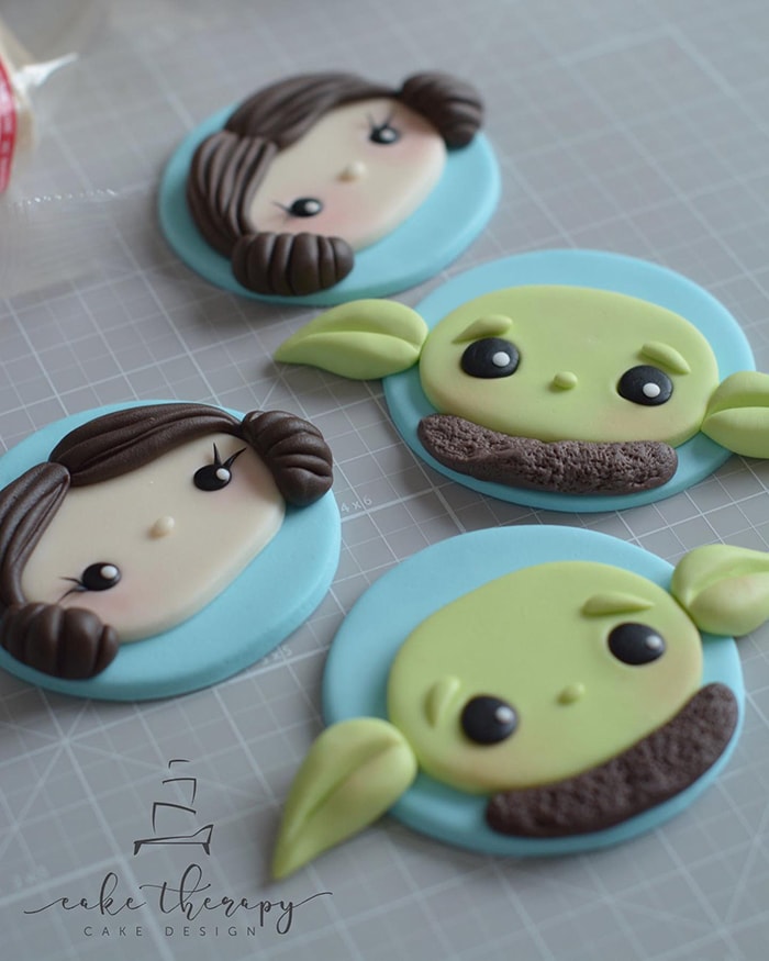 Baby Yoda Cupcakes - Yoda and Leia Toppers