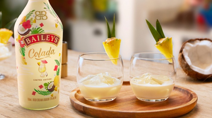 Baileys Colada - Pina Colada over Ice