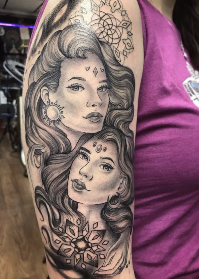 39 Gorgeous Zodiac Gemini Tattoos that Redefine Glamorous