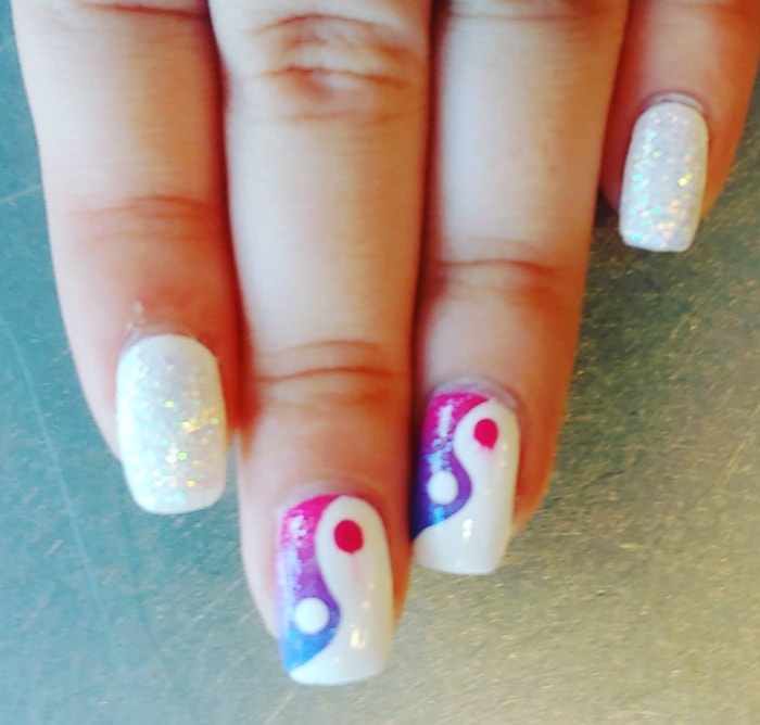 Bisexual Nail Art - yin and yang nails