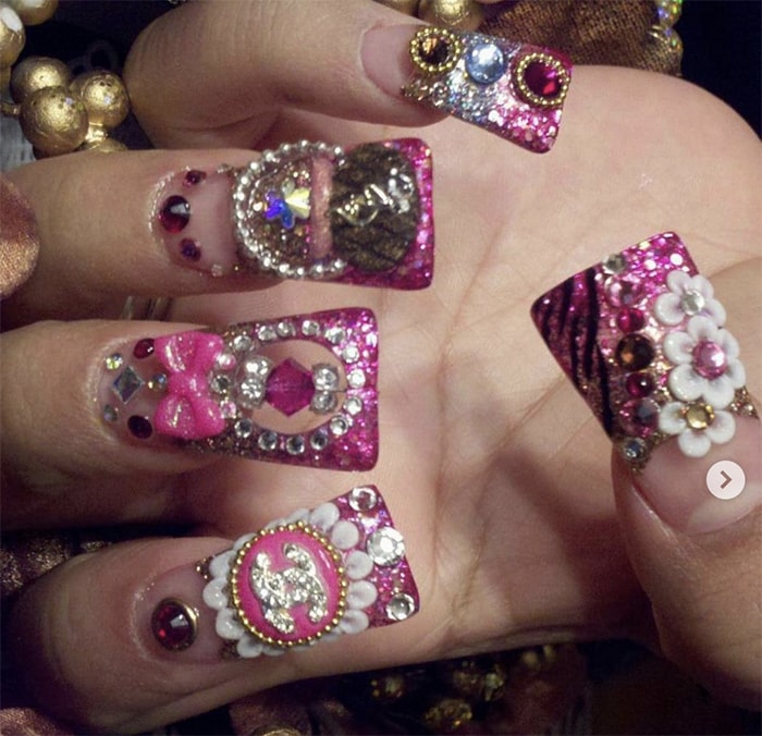 Duck Nails - Rhinestones