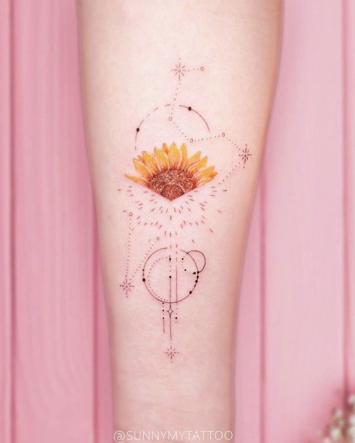Leo Tattoo - sunflower constellation tattoo