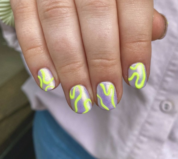 Neon Nails - squiggly yellow nails