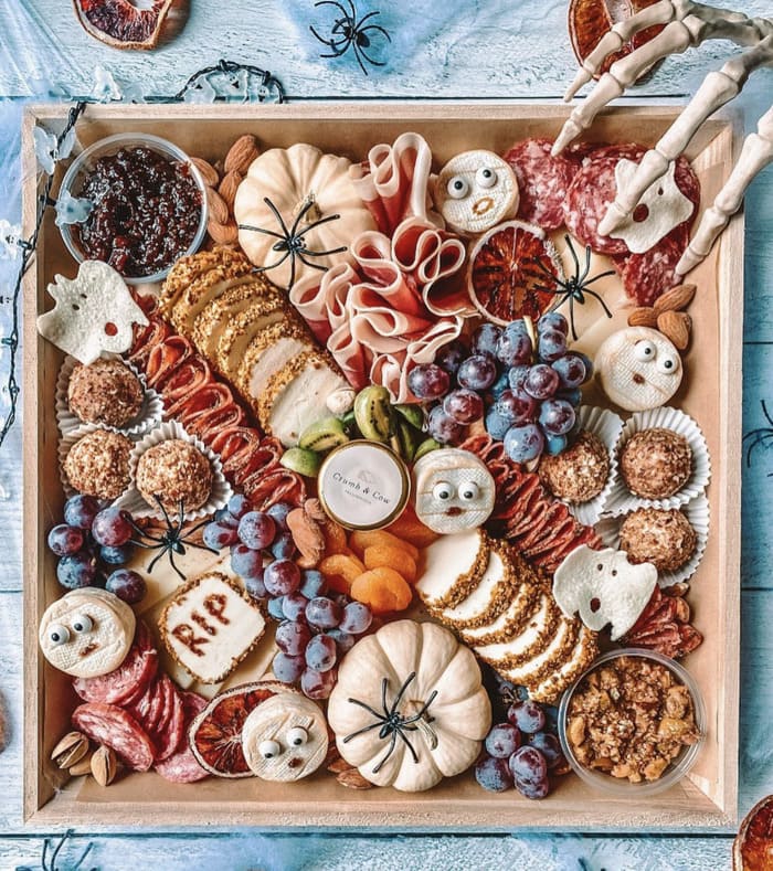 Halloween Charcuterie Boards - ghostly grazing board