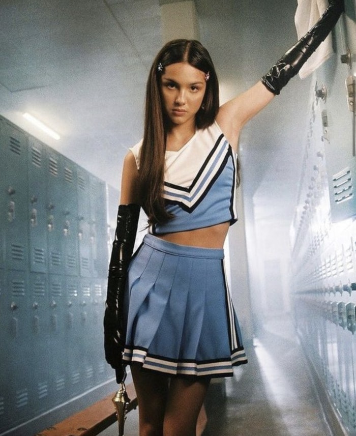 Halloween Costume Ideas 2021 - Olivia Rodrigo Good 4 U