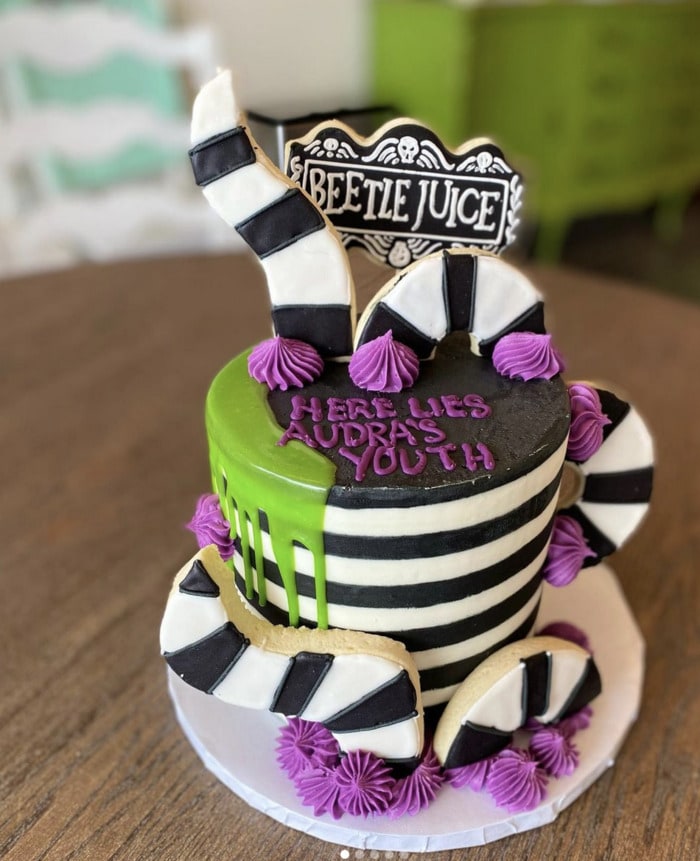 Beetlejuice Cakes - Striped Sandworm