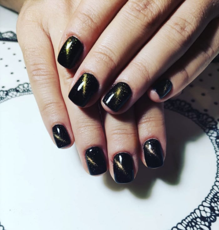Christmas Nail Designs - black and gold