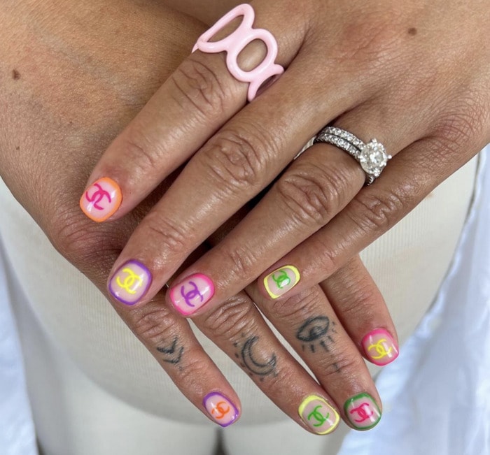 Short Nail Designs - Chanel nails