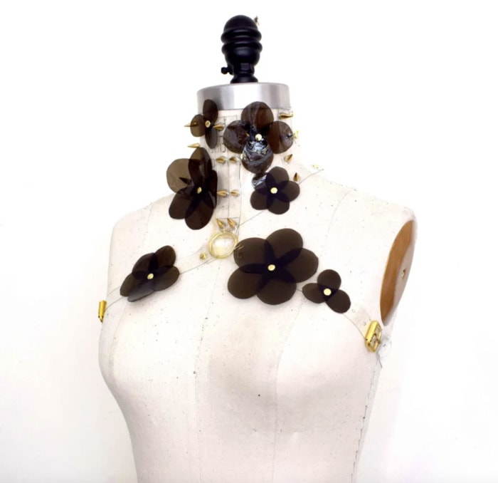 Lingerie Brands - Love Lorn Rosa PVC Flower Posture Collar Harness