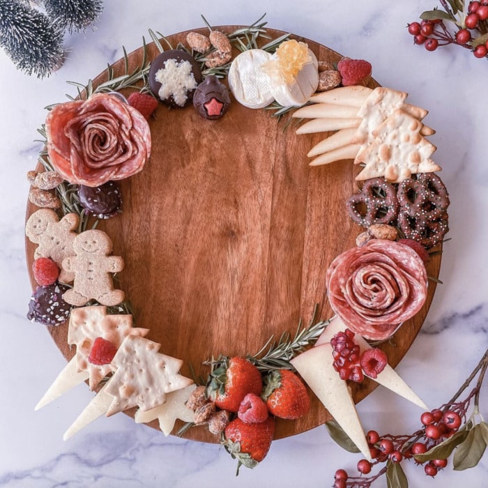 Christmas Charcuterie Boards - holiday wreath