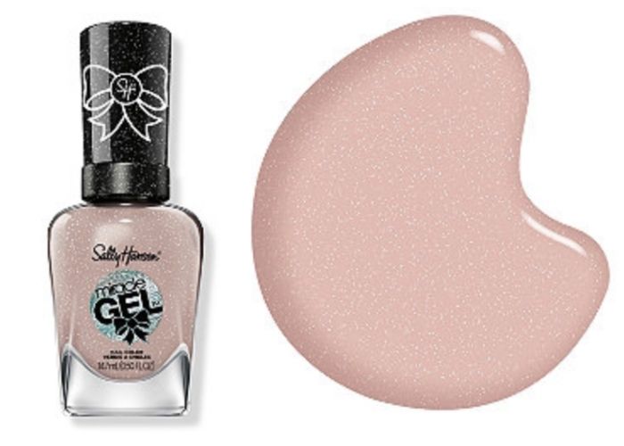 Christmas Nail Colors - Sally Hansen Living in the Presents