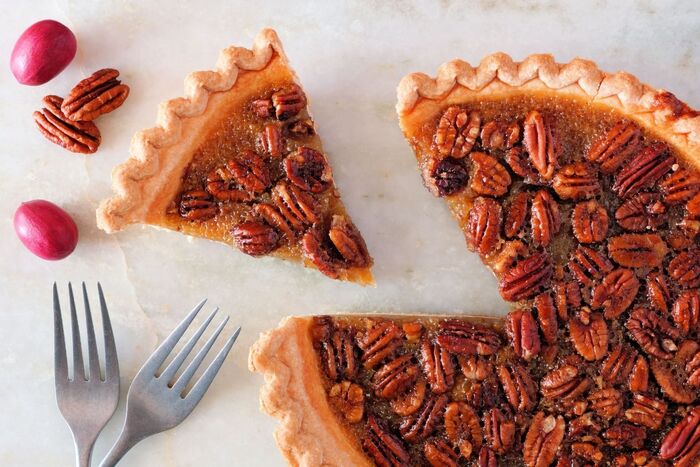Thanksgiving Desserts - pecan pie