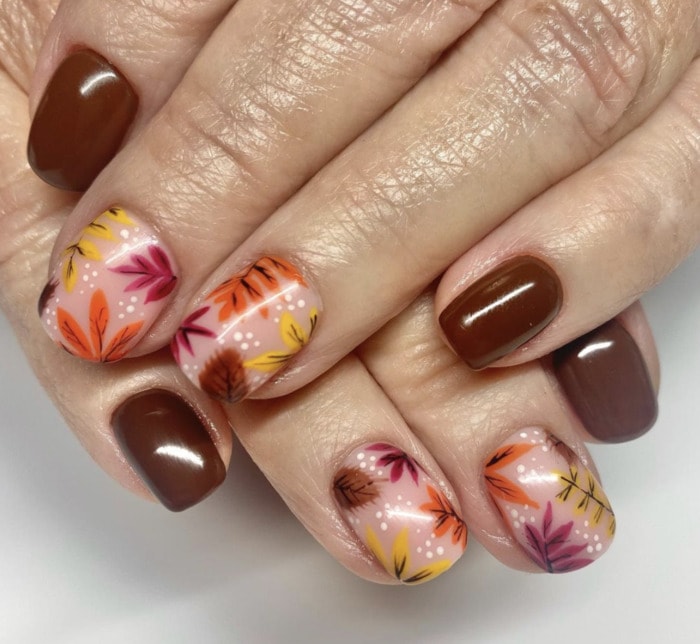 Thanksgiving Nail Designs - Autumn leaves