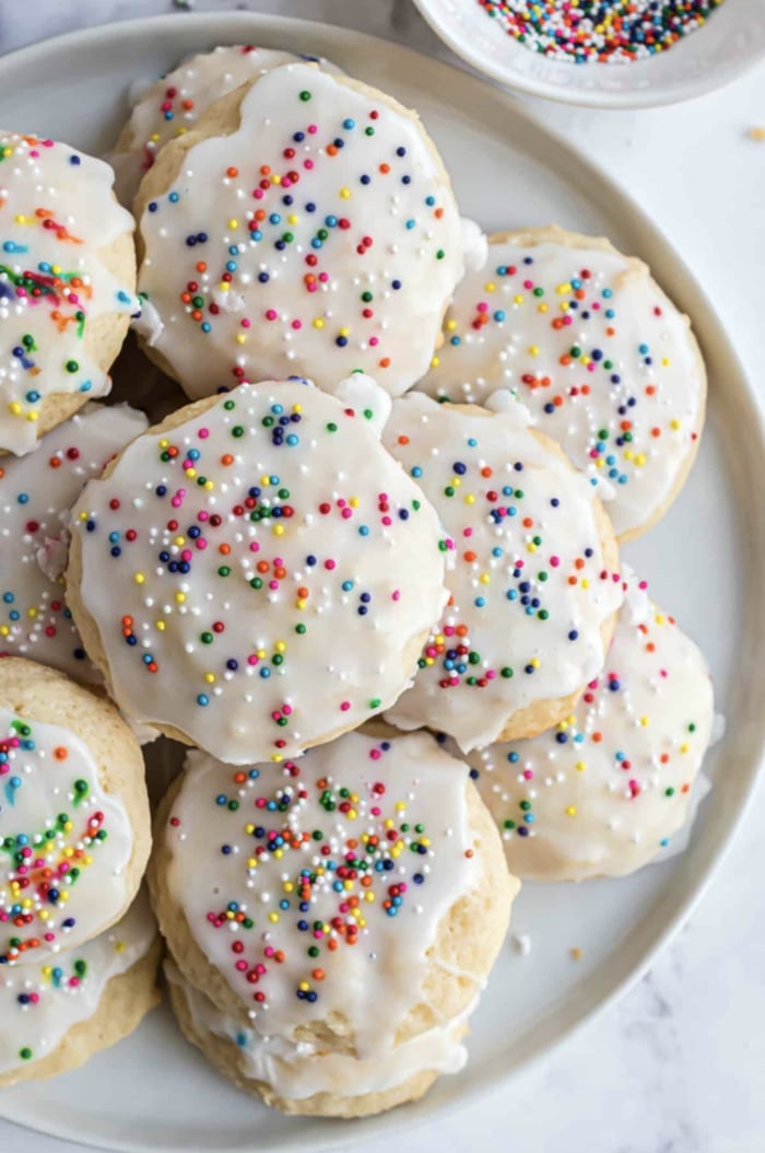 Popular Christmas Cookie in Each State - Ricotta Cookies