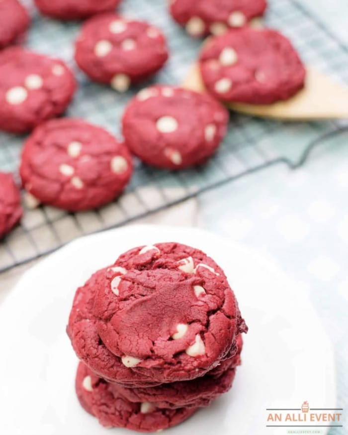 Popular Christmas Cookie in Each State - red velvet