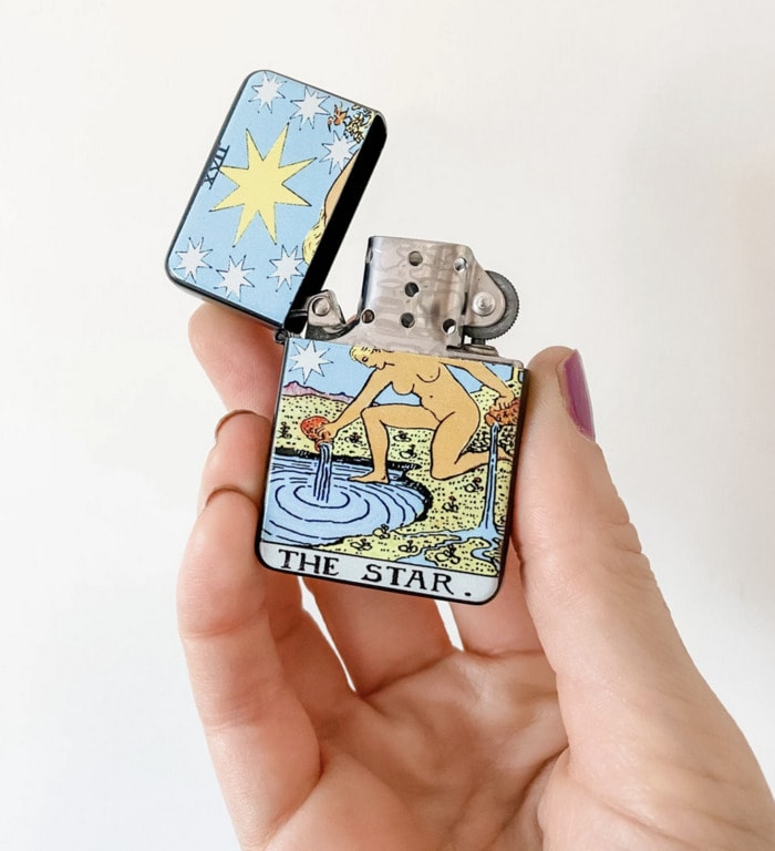 Aquarius Gifts - The Star Flip Top Lighter