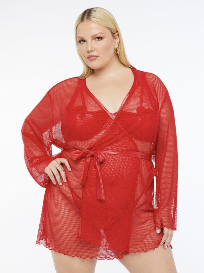 Savage X Fenty Valentine's Day 2022 - Glossy Flossy Fishnet Robe