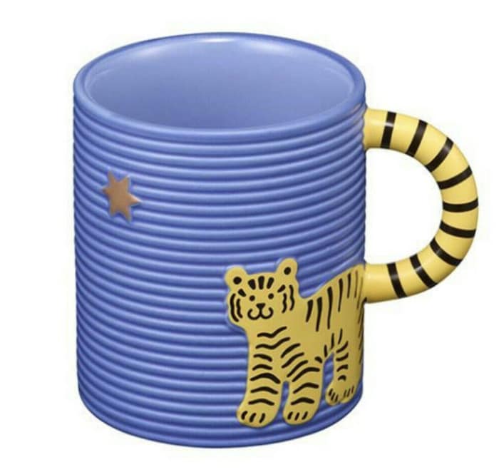 Starbucks 2022 New Year's Cute Tiger 370ml accompanying cup