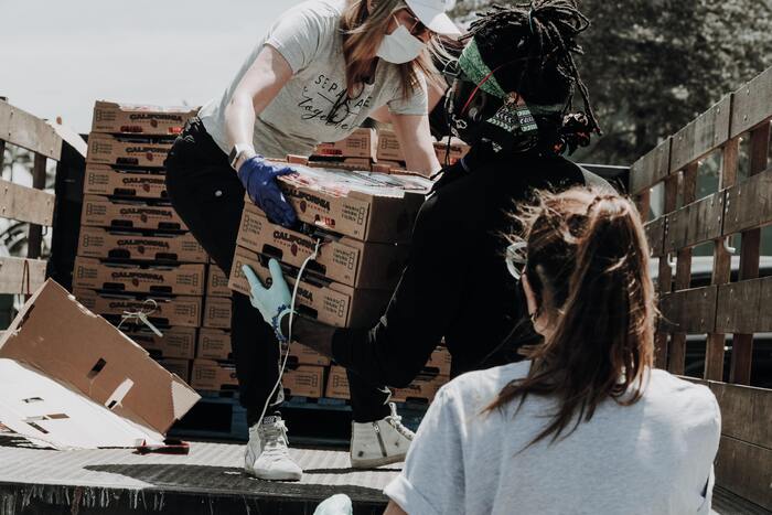 How to make friends as an adult - volunteering